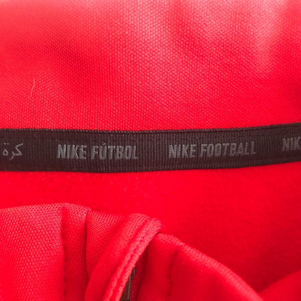 Nike Pullover - Picture 8 of 8